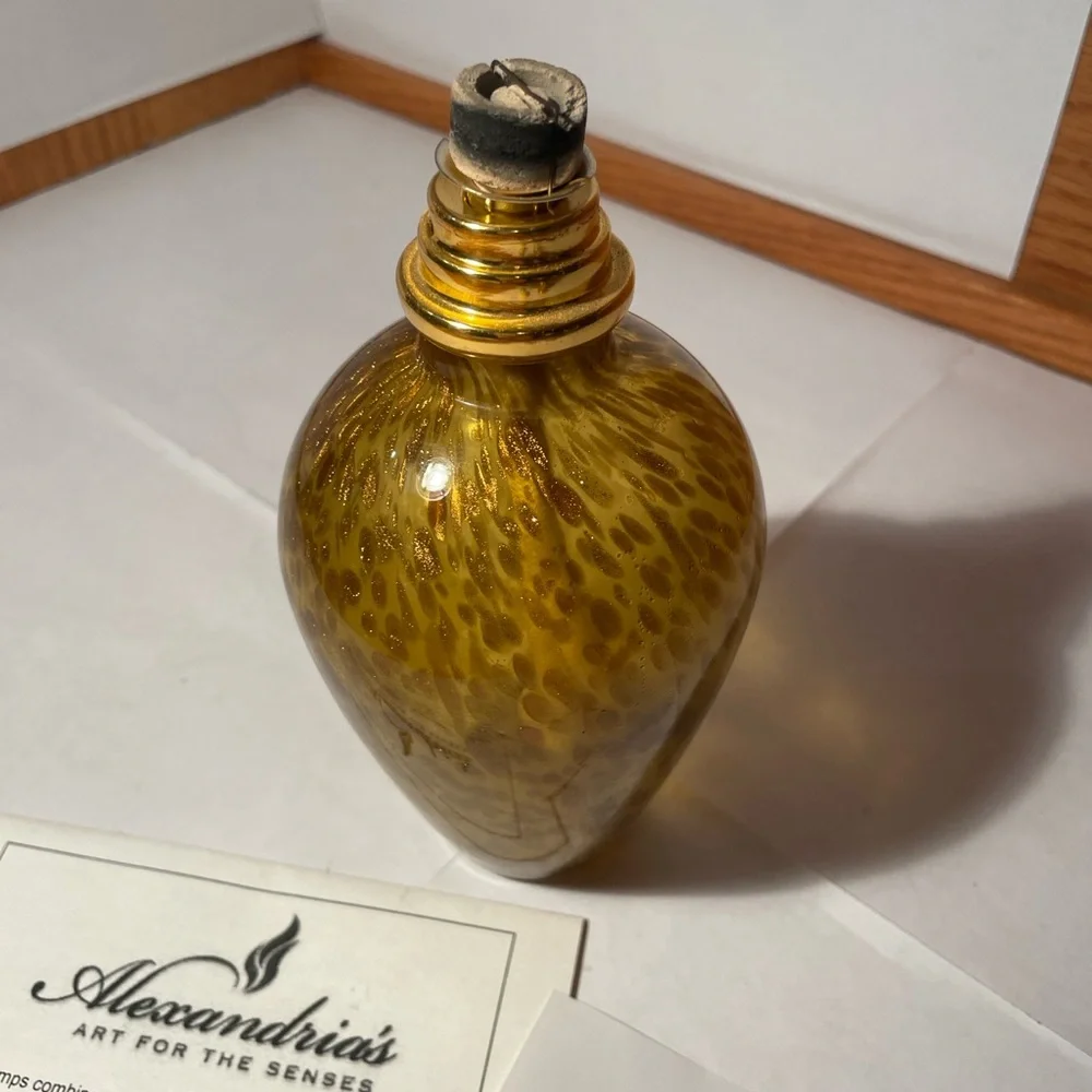 Alexandria’s Fragrance Diffuser Lamp Gold Shimmer